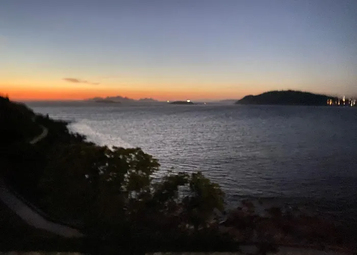 Casa As Estelas نيغران